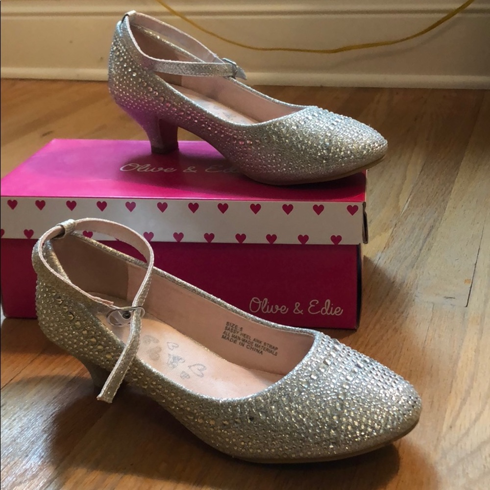 Girls ankle strap heels